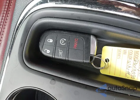 2018 Dodge Durango Srt Awd z USA, uszkodzony, nr VIN 1C4SDJGJ4JC201823